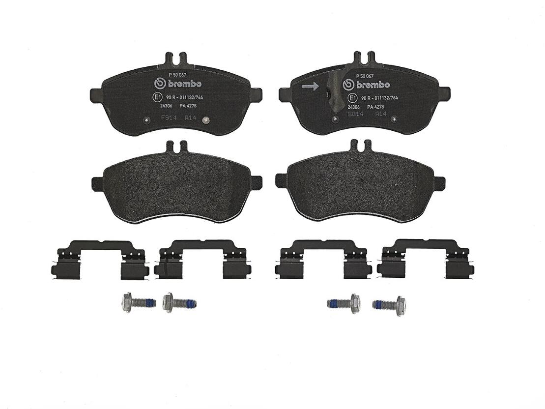 Mercedes Disc Brakes Kit -  Pads Front (Low-Metallic) 0074209220 - Brembo P50067